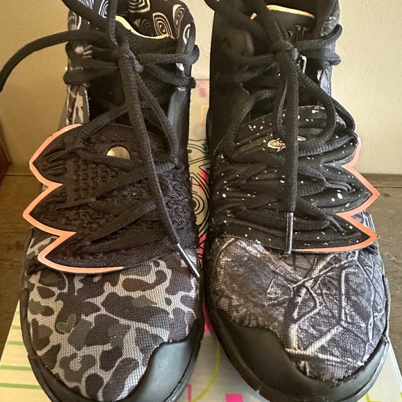 Nike Kybrid S2 What The (GS) 4.5 Y - Picture 1 of 11